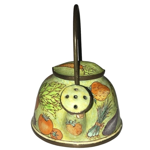Empress Arts LTD Mini 1999 Enamel Fruit Vegetable Pattern Design Watering Can - Picture 4 of 8